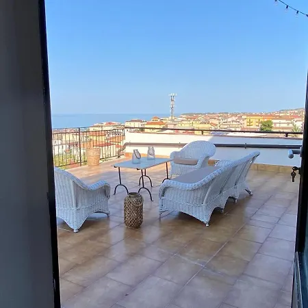 Lägenhet Terrazzo Vista Mare Mozzafiato *